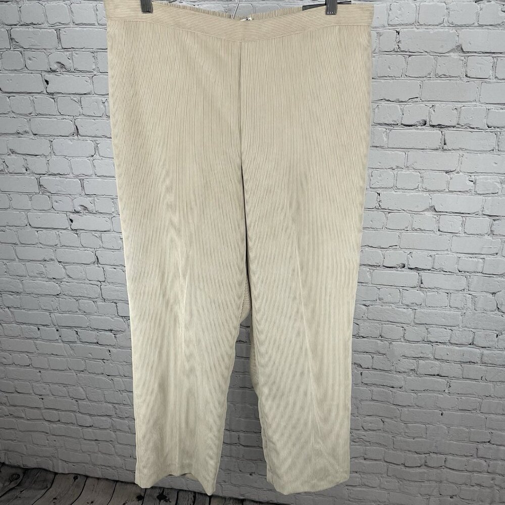 NWT Alfred Dunner Beige Corduroy Elastic Waist Lightweight Pants Size 16 (34x30)